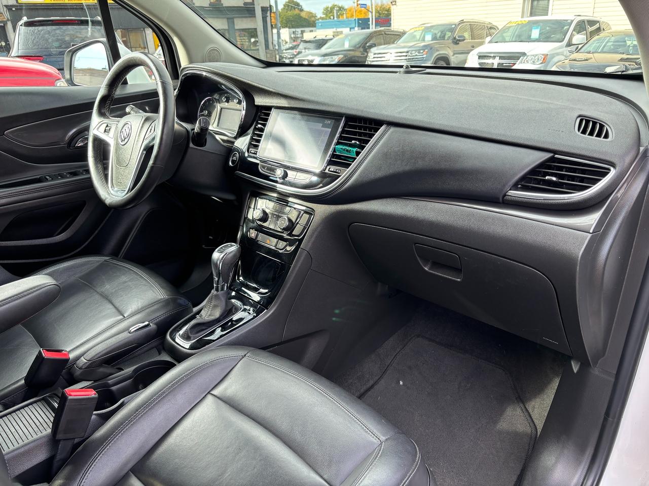 2018 Buick Encore Essence Photo