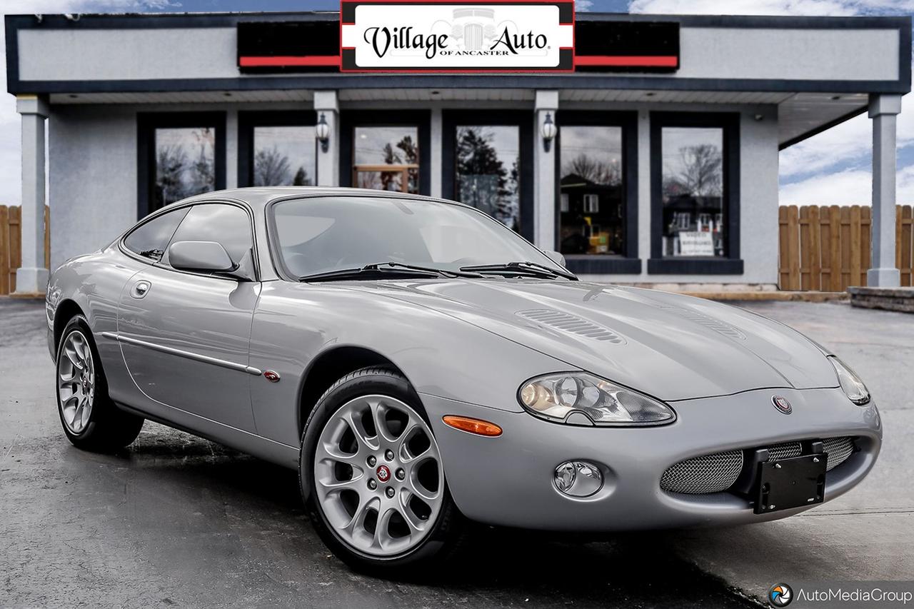 2001 Jaguar XK 2dr Cpe XKR Supercharged Photo
