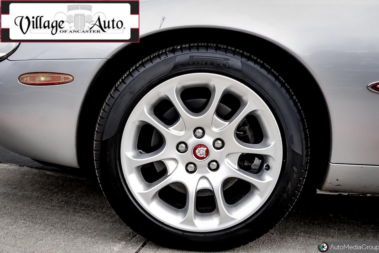 2001 Jaguar XK 2dr Cpe XKR Supercharged Photo