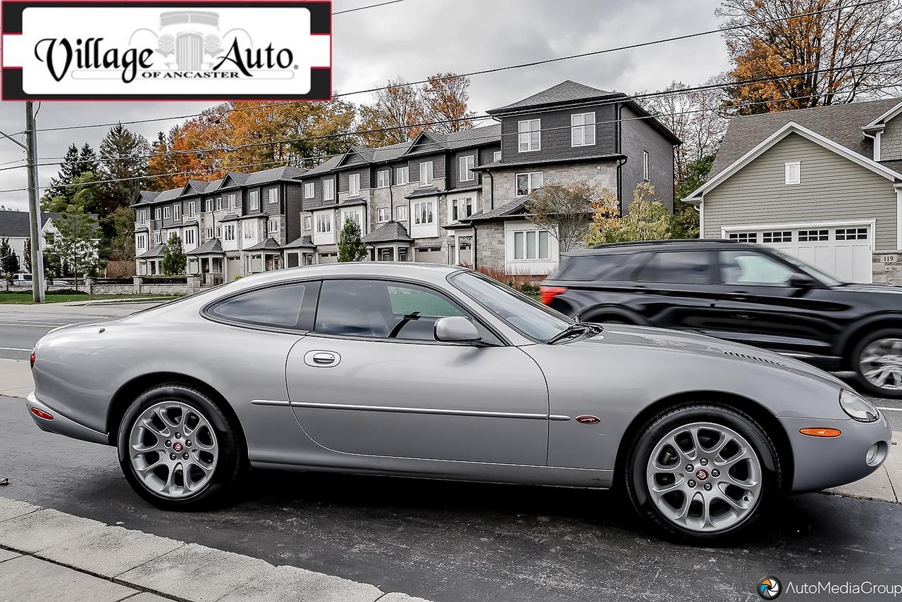 2001 Jaguar XK 2dr Cpe XKR Supercharged Photo