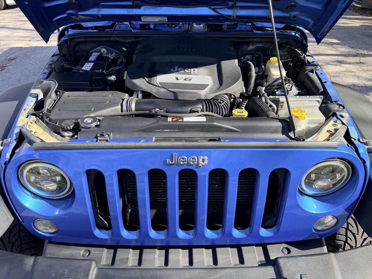 2014 Jeep Wrangler AUTO | 1 OWNER | 4X4 Photo