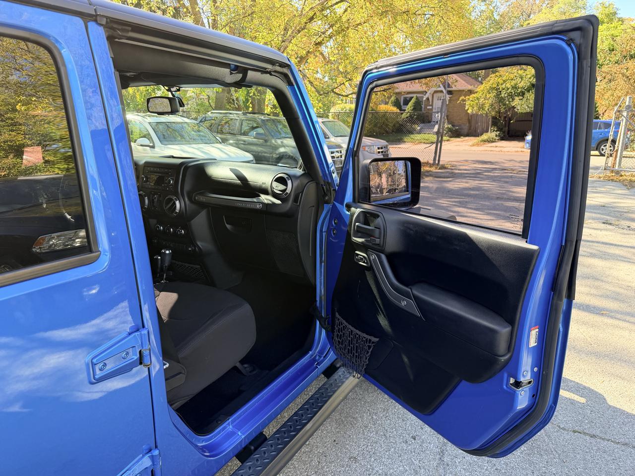 2014 Jeep Wrangler AUTO | 1 OWNER | 4X4 Photo