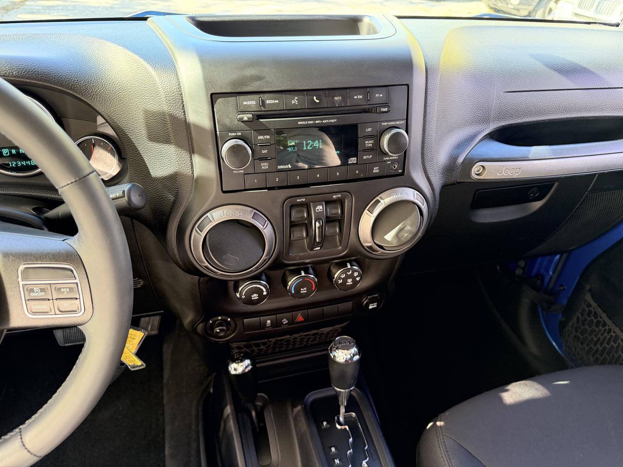 2014 Jeep Wrangler AUTO | 1 OWNER | 4X4 Photo