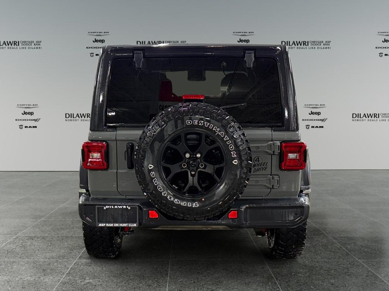 2021 Jeep Wrangler Unlimited Unlimited Willys 4x4 Photo3