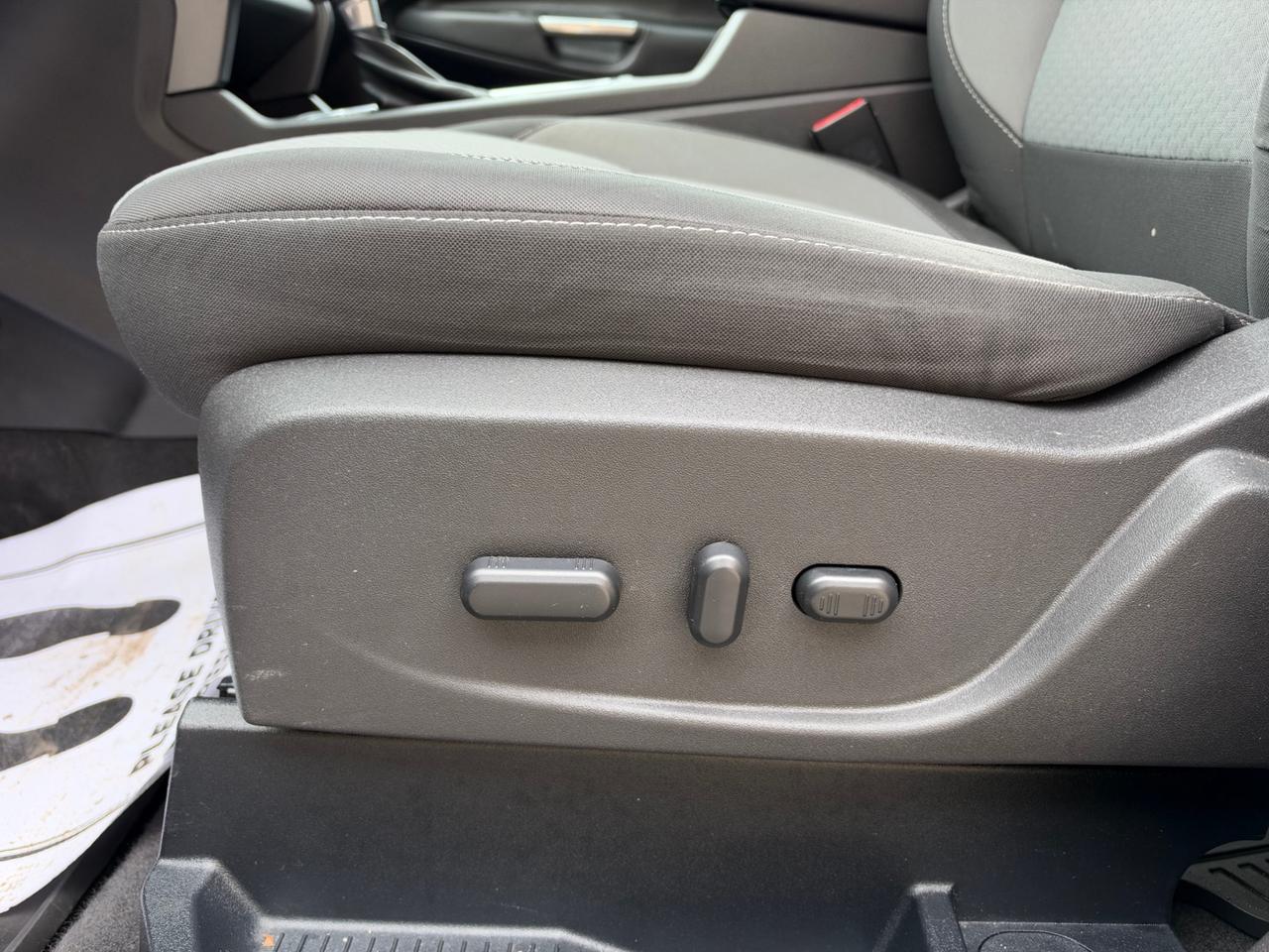 2017 Ford Escape SE Photo