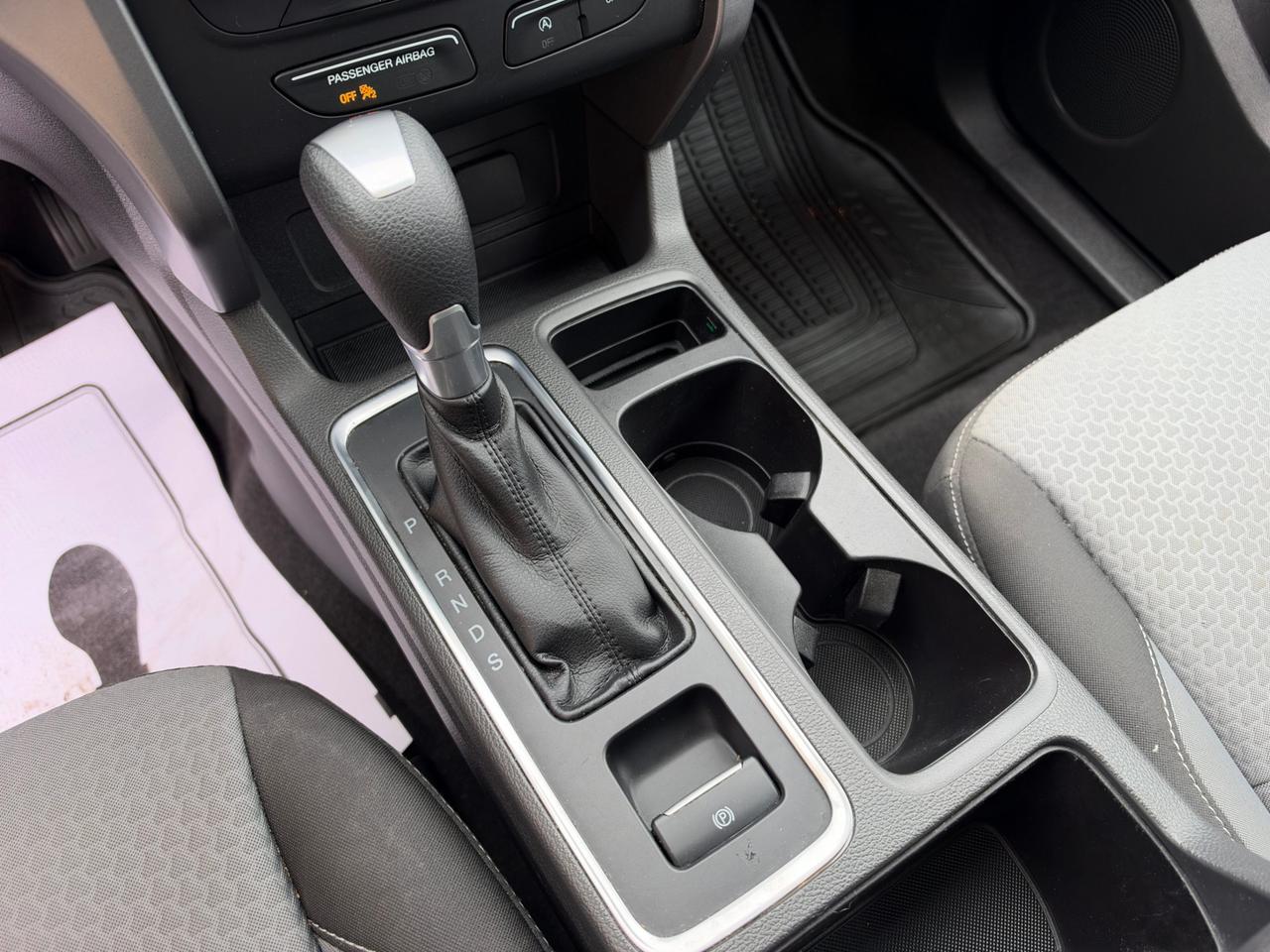 2017 Ford Escape SE Photo
