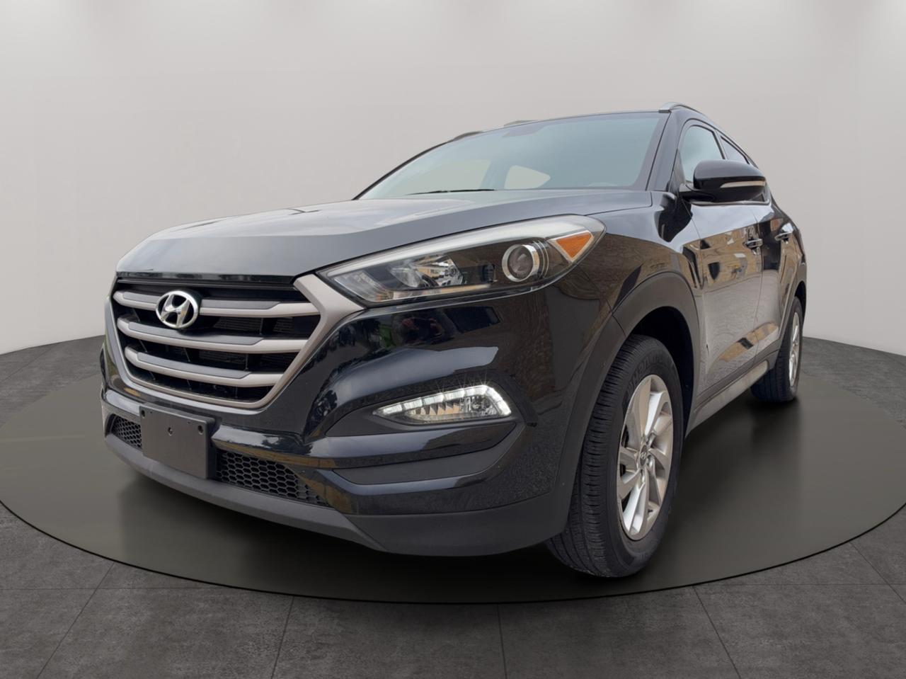 2016 Hyundai Tucson FWD 4dr 2.0L Premium Photo