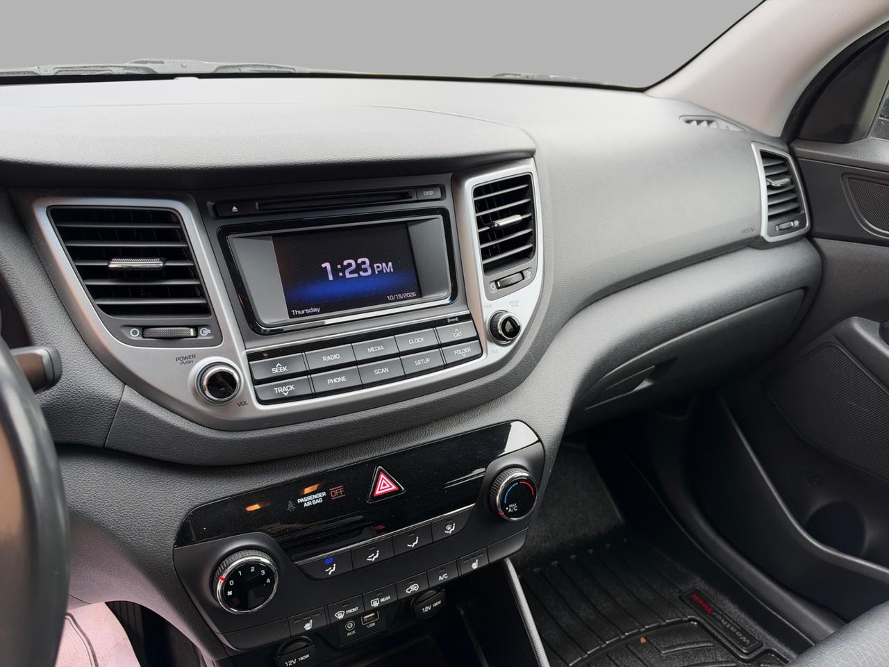 2016 Hyundai Tucson FWD 4dr 2.0L Premium Photo