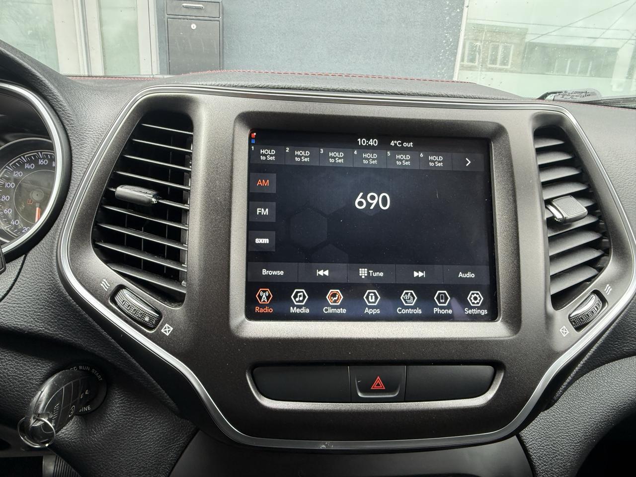 2019 Jeep Cherokee TRAILHAWK ELITE 4X4 Photo