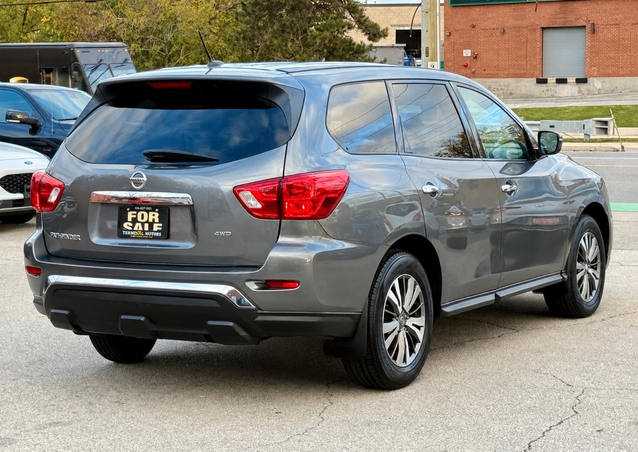 2018 Nissan Pathfinder CERTIFIED .. ONE OWNER Photo