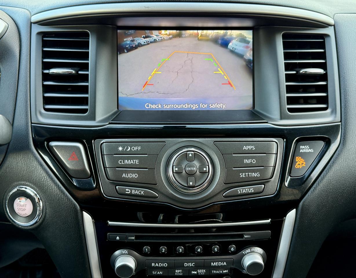 2018 Nissan Pathfinder CERTIFIED .. ONE OWNER Photo