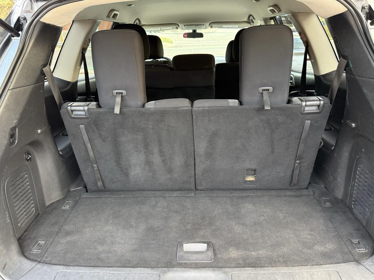2018 Nissan Pathfinder CERTIFIED .. ONE OWNER Photo