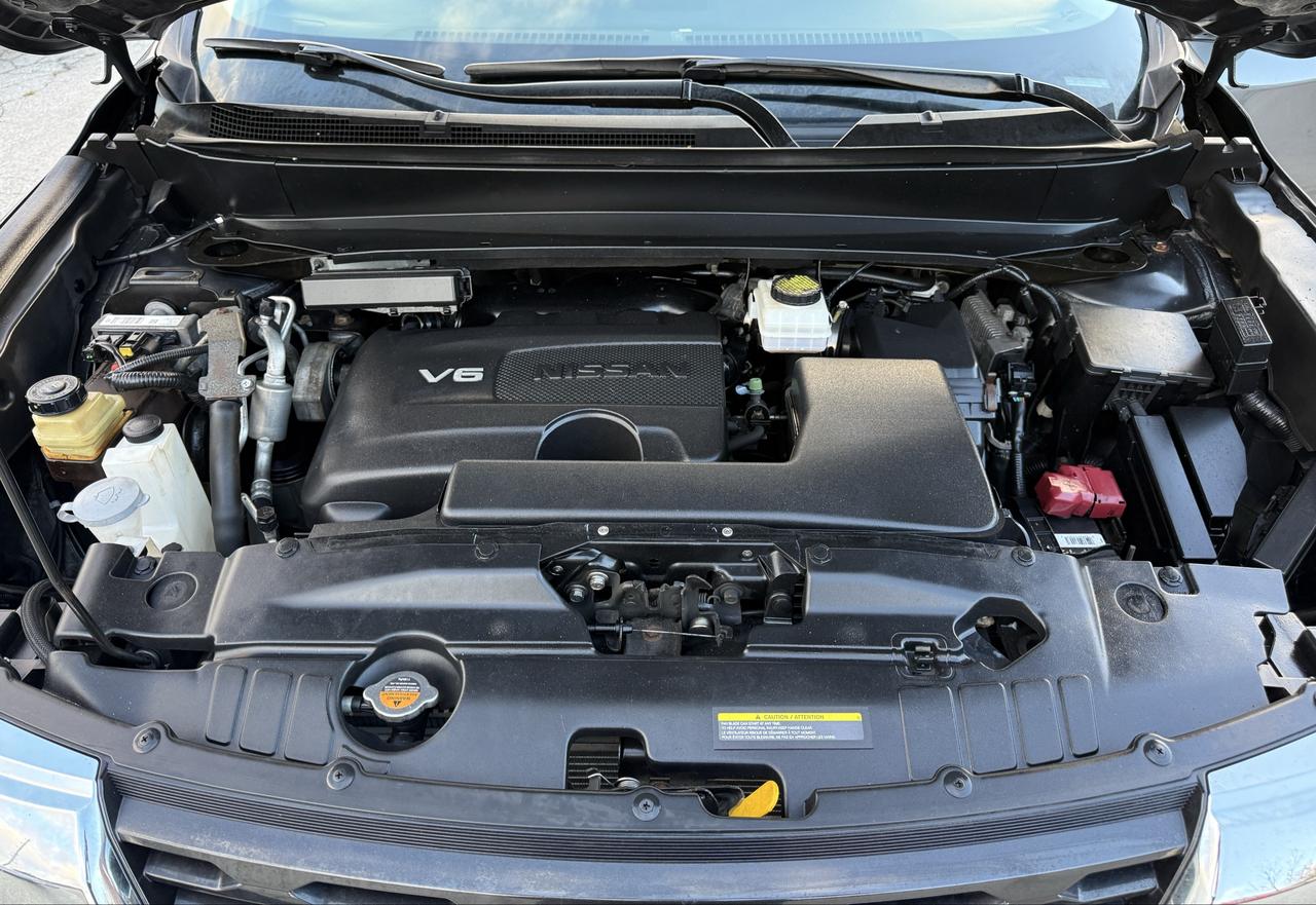 2018 Nissan Pathfinder CERTIFIED .. ONE OWNER Photo