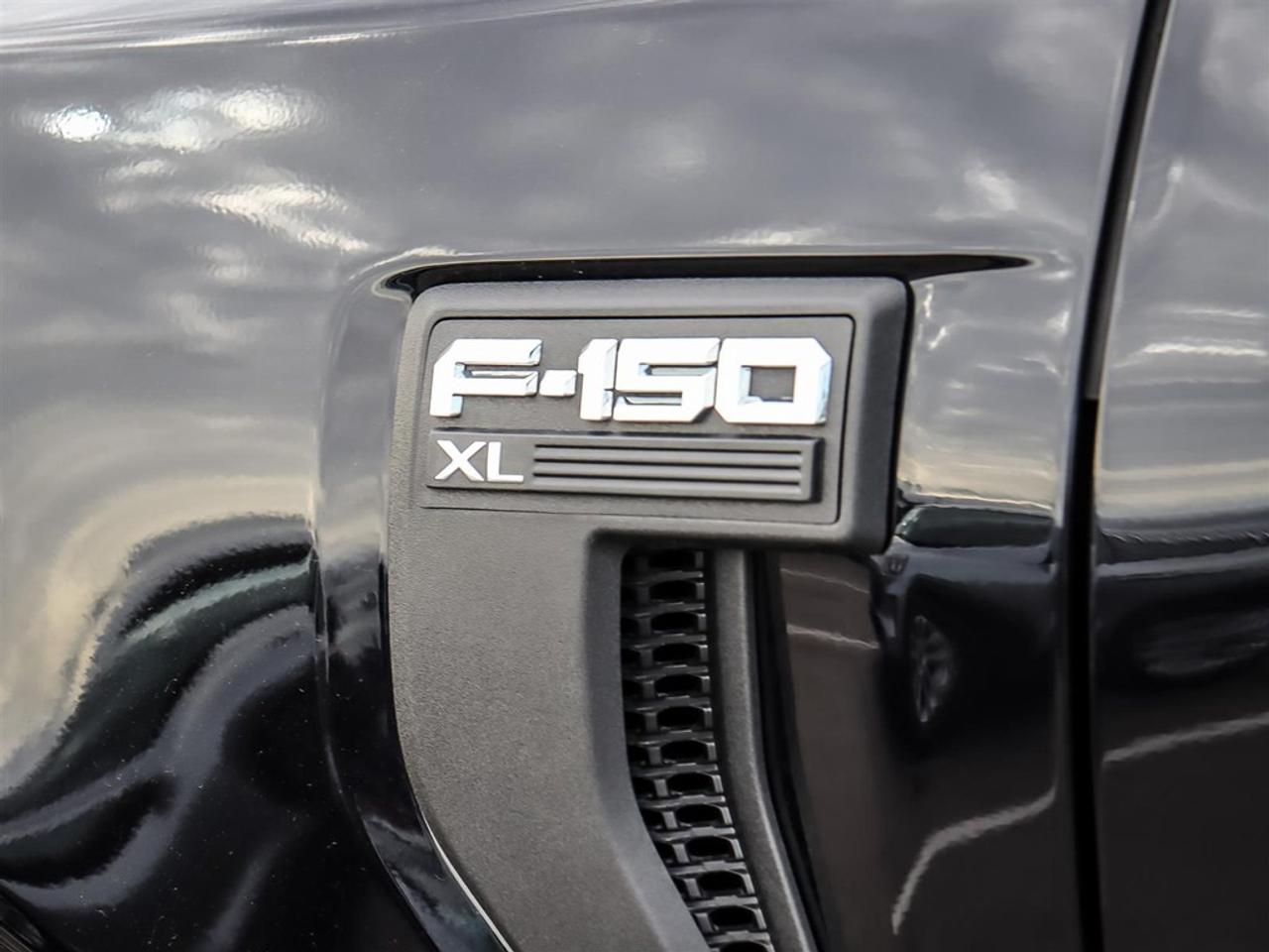 2024 Ford F-150 XL 4WD SuperCrew 5.5' Box Photo