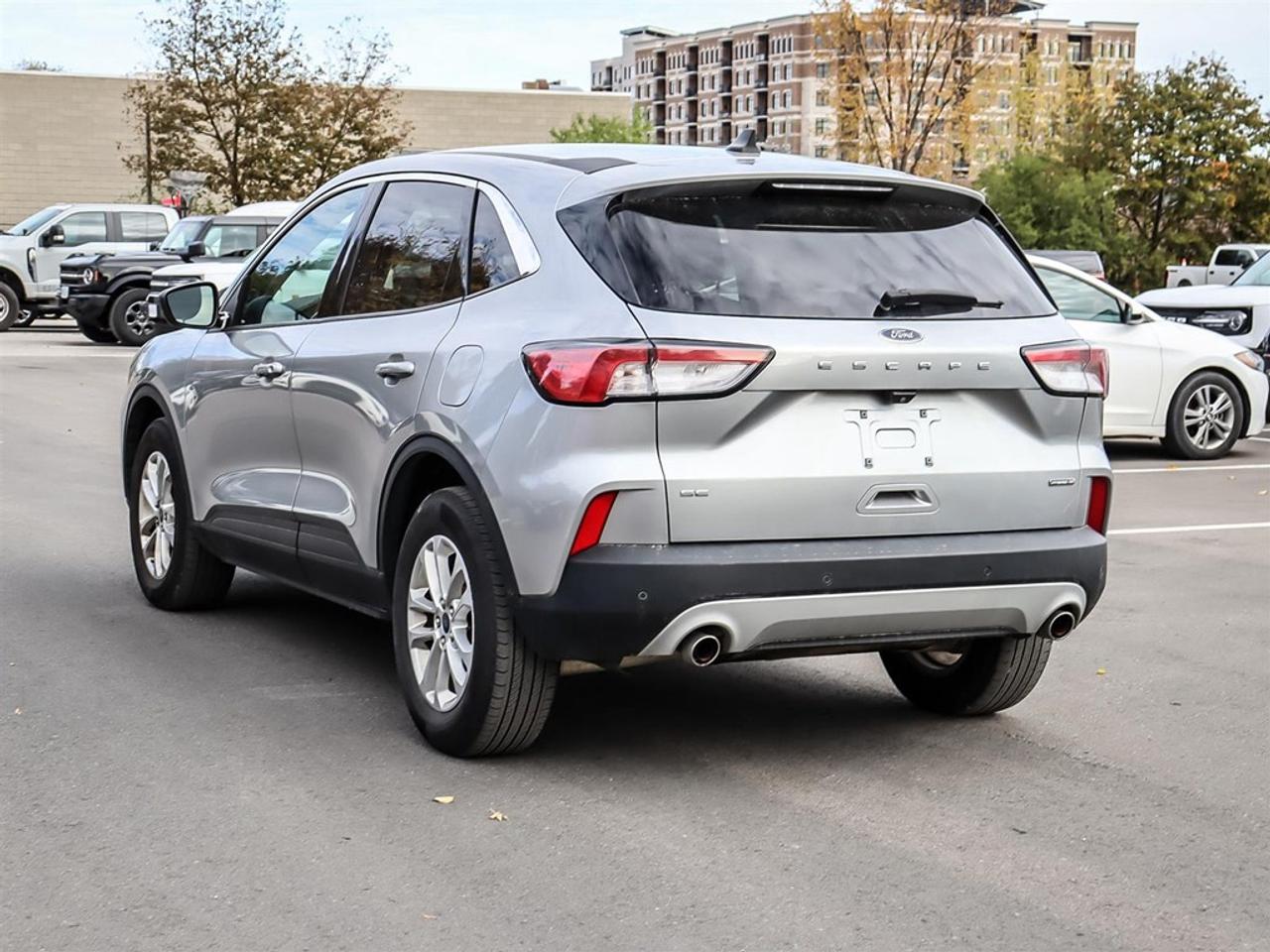 2022 Ford Escape SE Hybrid AWD Photo