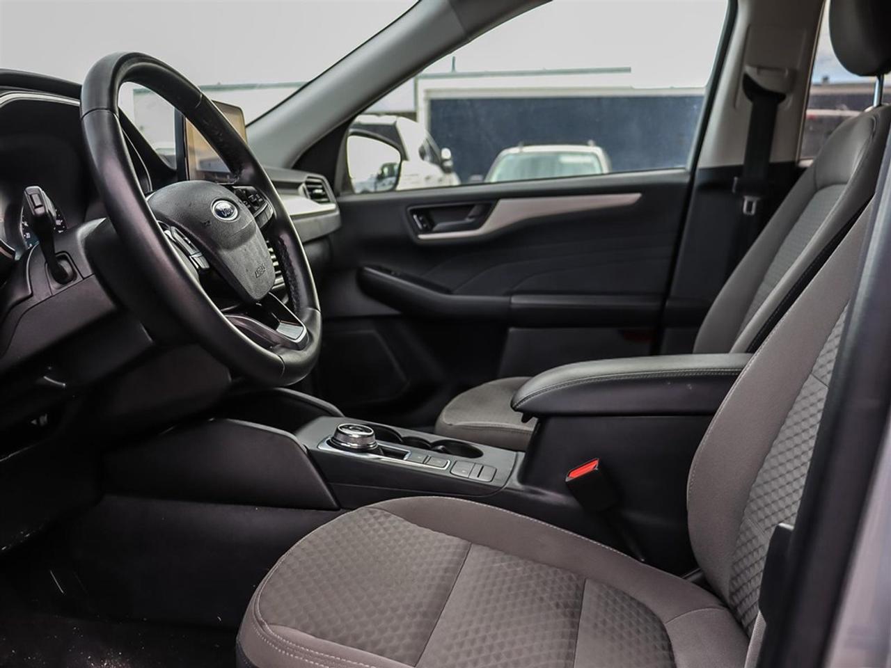 2022 Ford Escape SE Hybrid AWD Photo