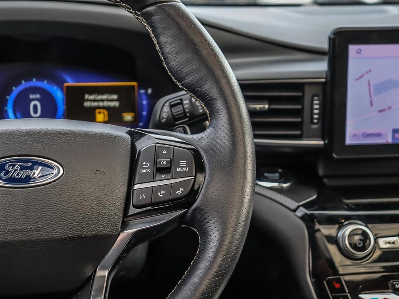 2022 Ford Explorer ST 4WD Photo