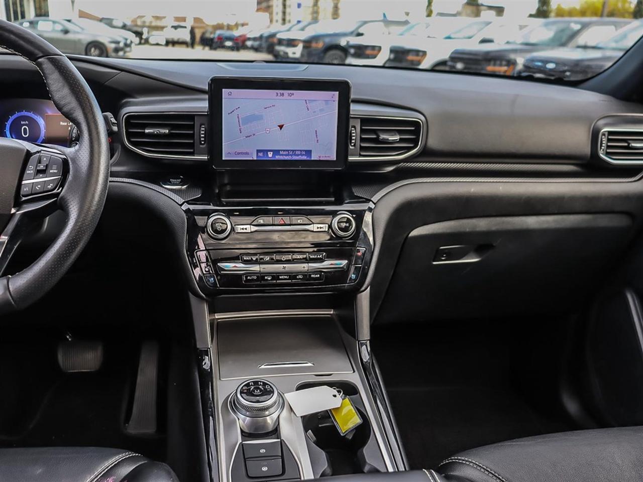 2022 Ford Explorer ST 4WD Photo