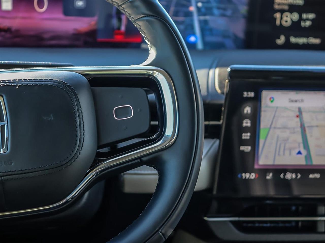2025 Lincoln Nautilus Reserve AWD Photo