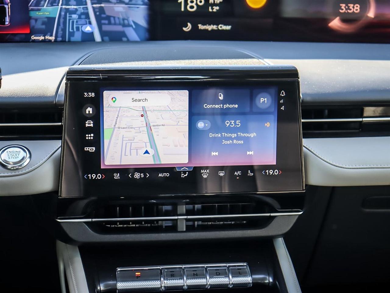2025 Lincoln Nautilus Reserve AWD Photo
