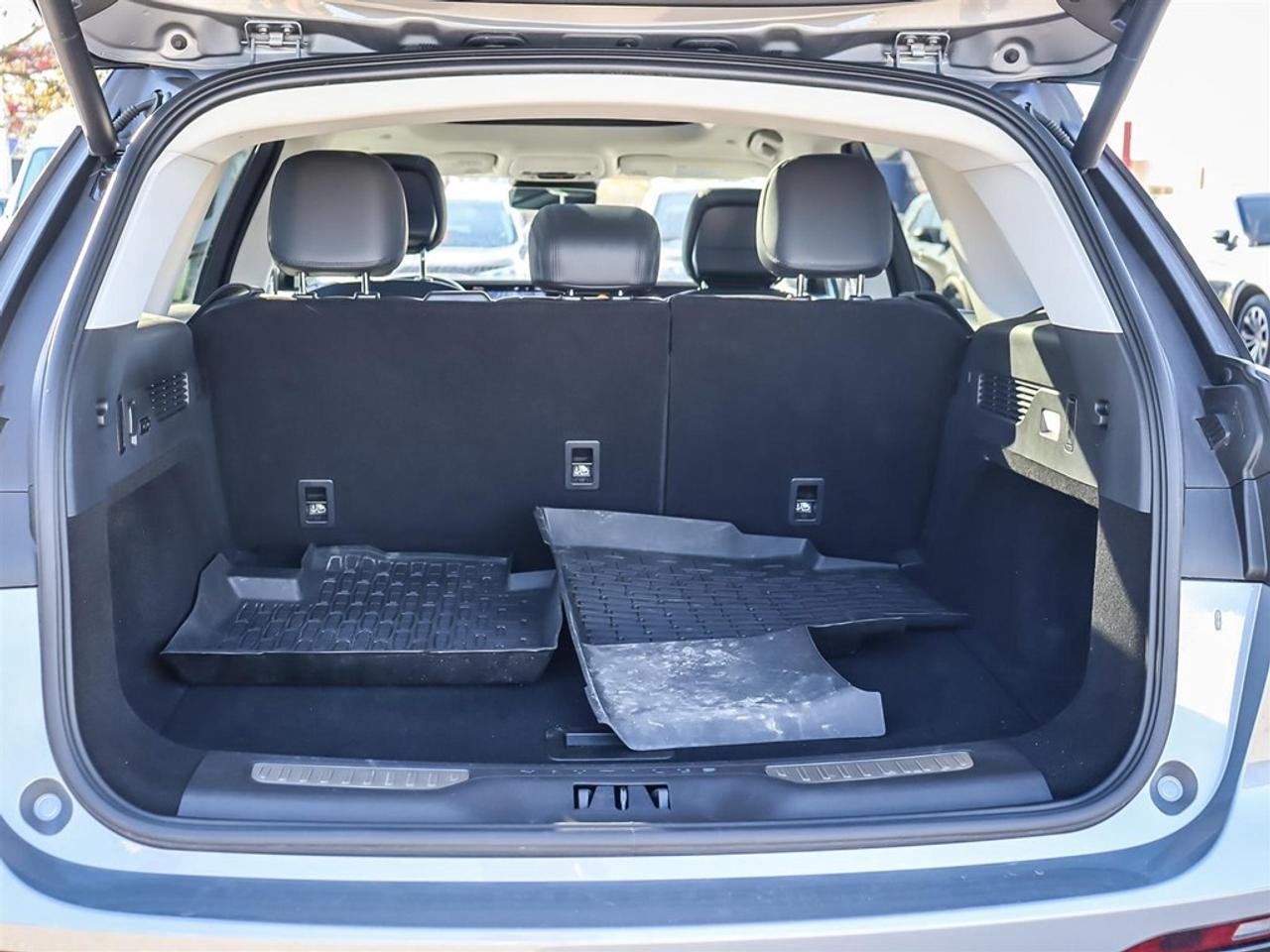 2025 Lincoln Nautilus Reserve AWD Photo
