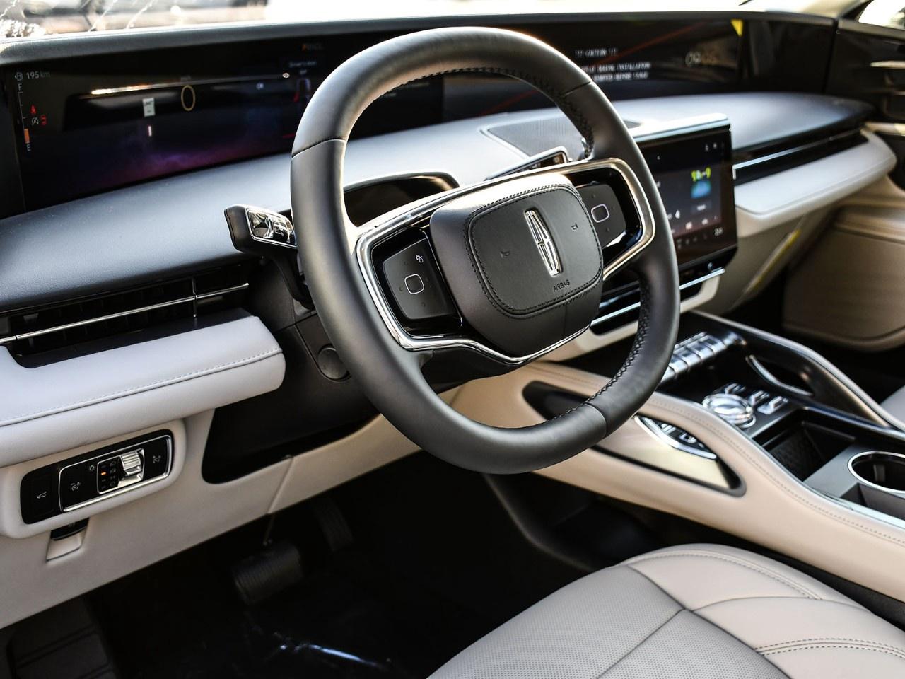 2026 Lincoln Nautilus Premiere AWD Photo