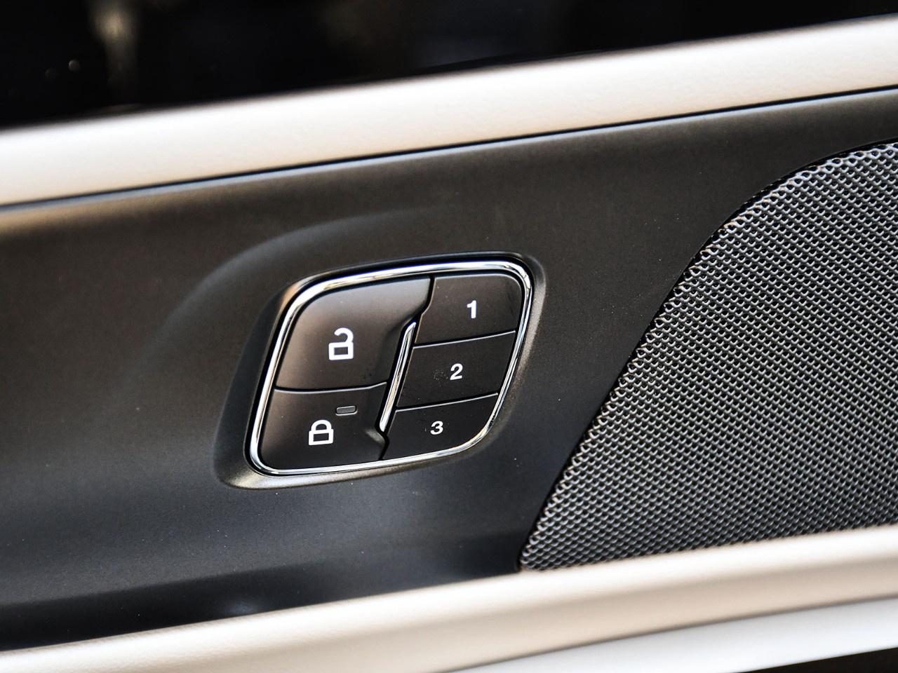 2026 Lincoln Nautilus Premiere AWD Photo