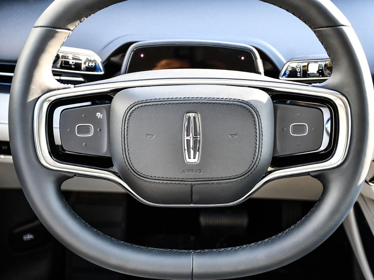 2026 Lincoln Nautilus Premiere AWD Photo