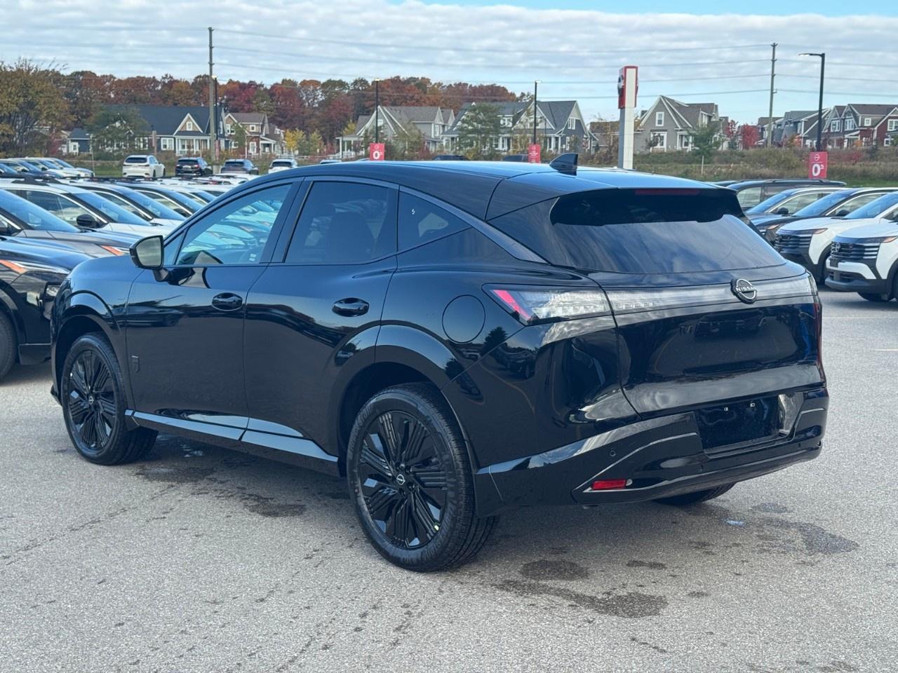 2027 Nissan Murano Dark Armor AWD Photo