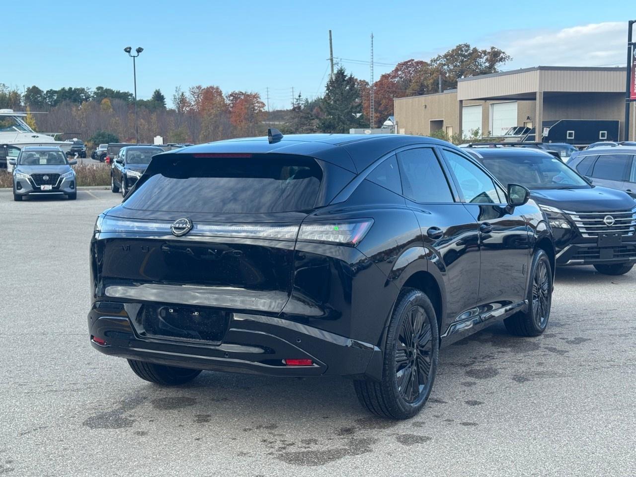 2027 Nissan Murano Dark Armor AWD Photo