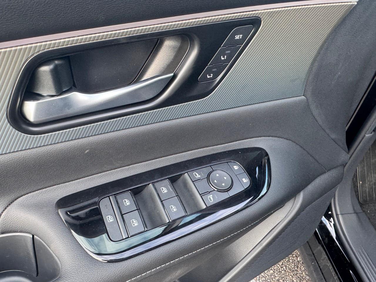 2027 Nissan Murano Dark Armor AWD Photo