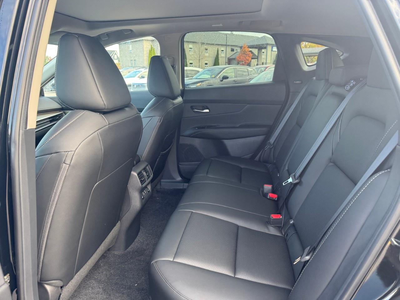 2027 Nissan Murano Dark Armor AWD Photo