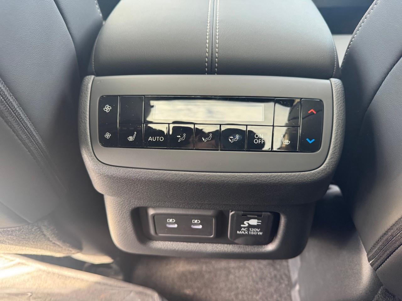 2026 Nissan Pathfinder Platinum 4WD Photo
