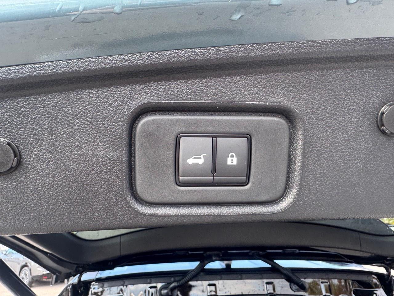 2026 Nissan Pathfinder Platinum 4WD Photo