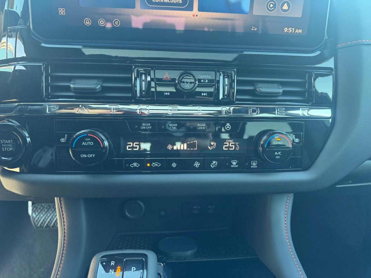 2026 Nissan Pathfinder Rock Creek 4WD Photo