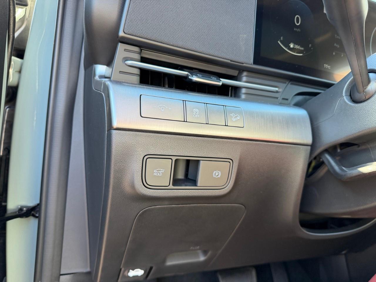2027 Hyundai KONA 2.0L Luxury AWD Photo