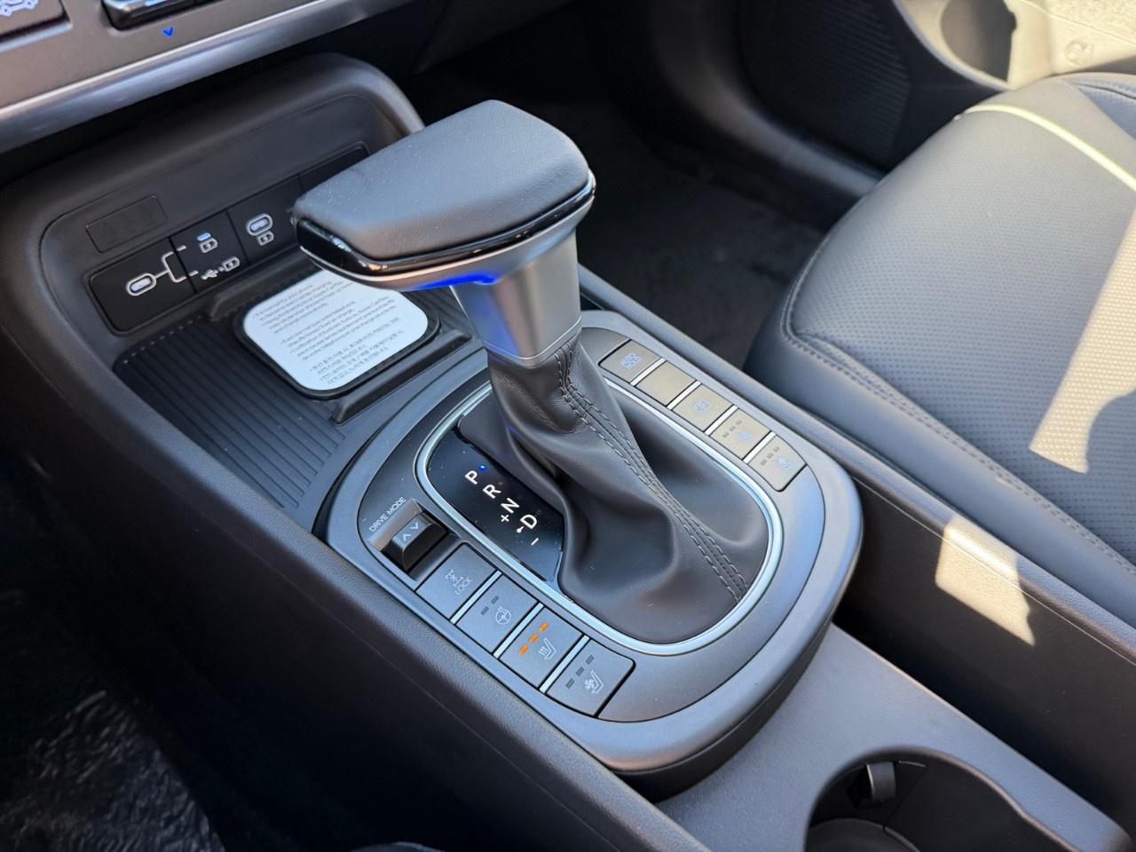 2027 Hyundai KONA 2.0L Luxury AWD Photo