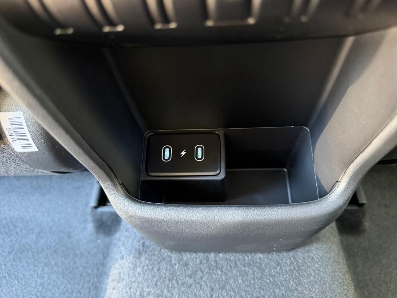 2027 Hyundai KONA 2.0L Luxury AWD Photo