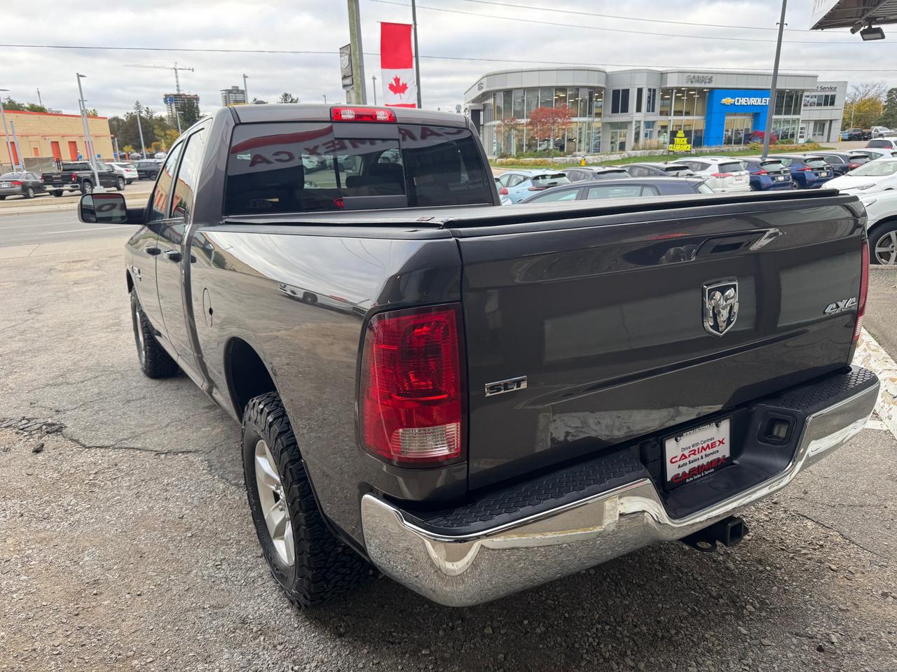 2015 RAM 1500 SLT CLEAN TRUCK | ONE OWNER | ACCIDENT FREE | KROWNED YEARLY Photo2