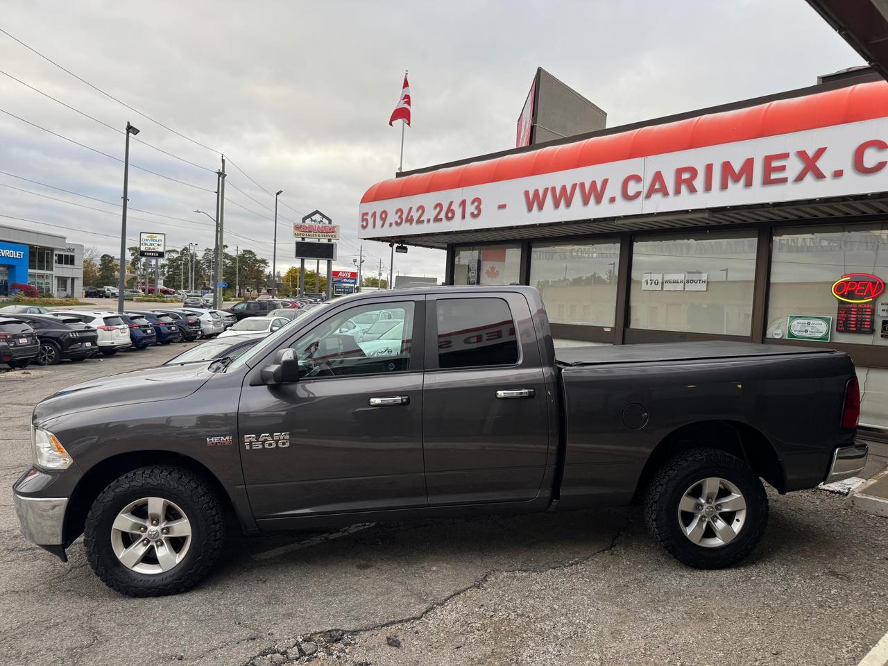 2015 RAM 1500 SLT CLEAN TRUCK | ONE OWNER | ACCIDENT FREE | KROWNED YEARLY Photo