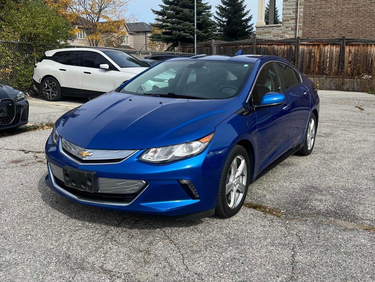 2017 Chevrolet Volt LT PHEV | Leather | BOSE | One Owner | Accident Free Photo0