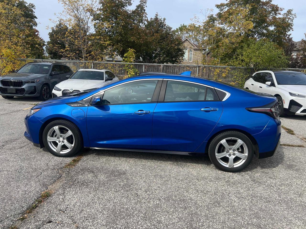 2017 Chevrolet Volt LT PHEV | Leather | BOSE | One Owner | Accident Free Photo