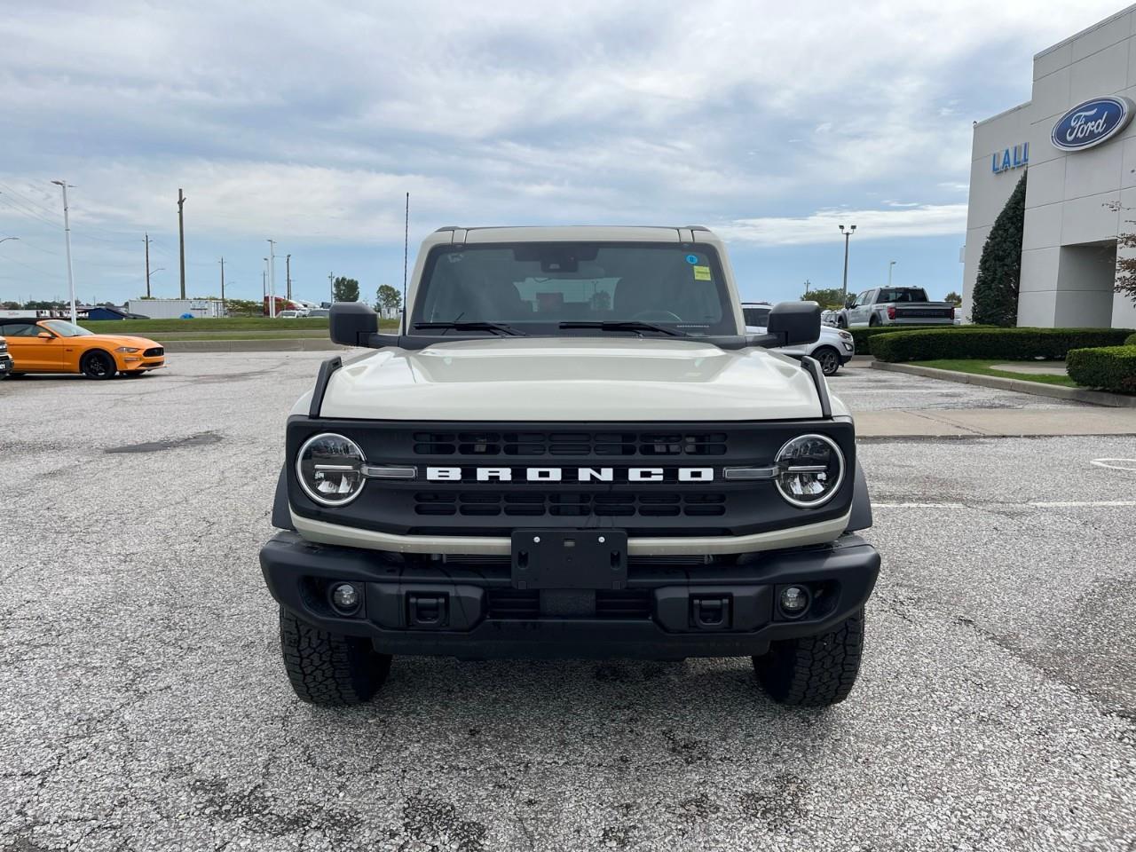2026 Ford Bronco Big Bend Photo2