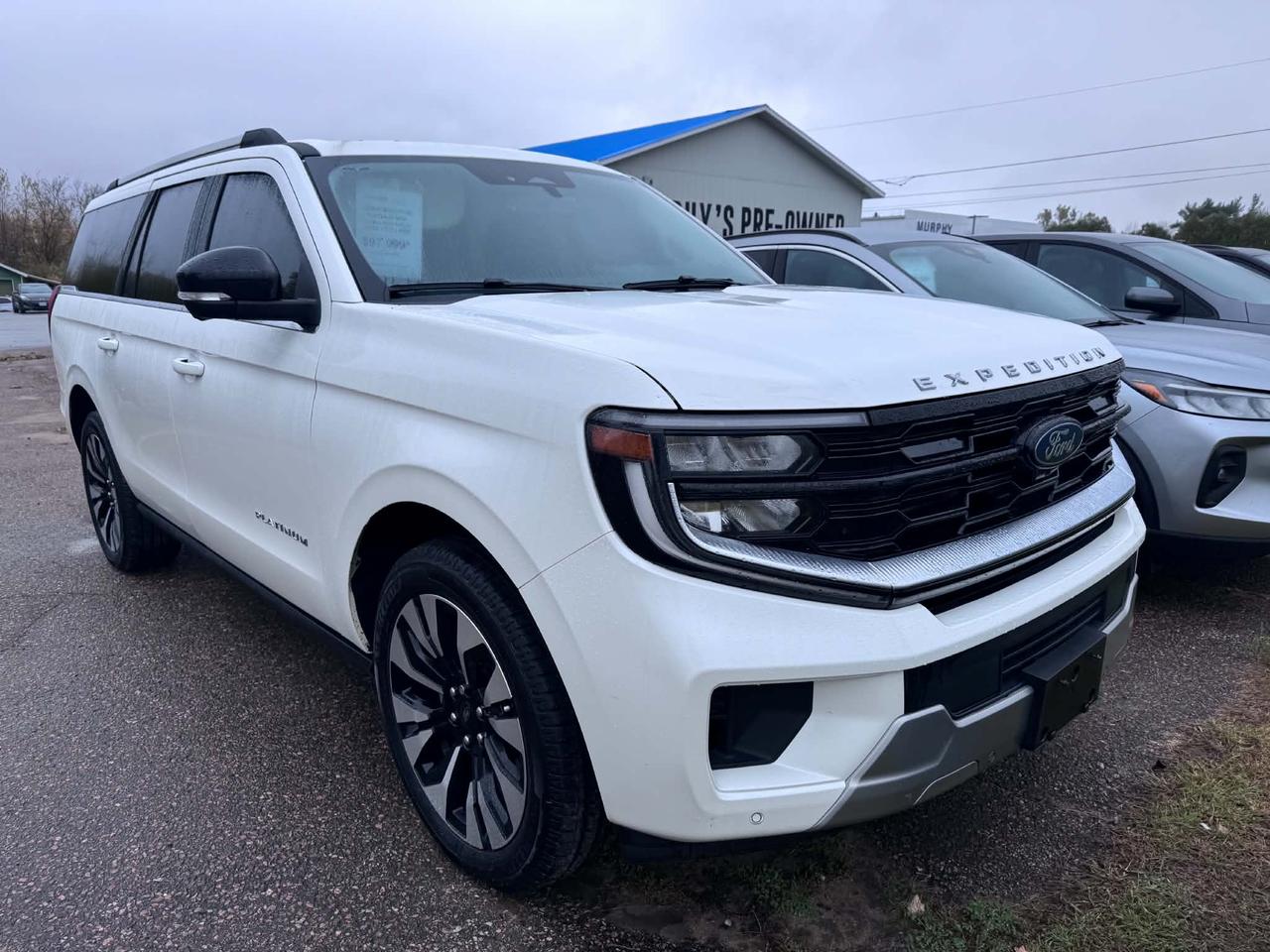2026 Ford Expedition Platinum Max Photo5