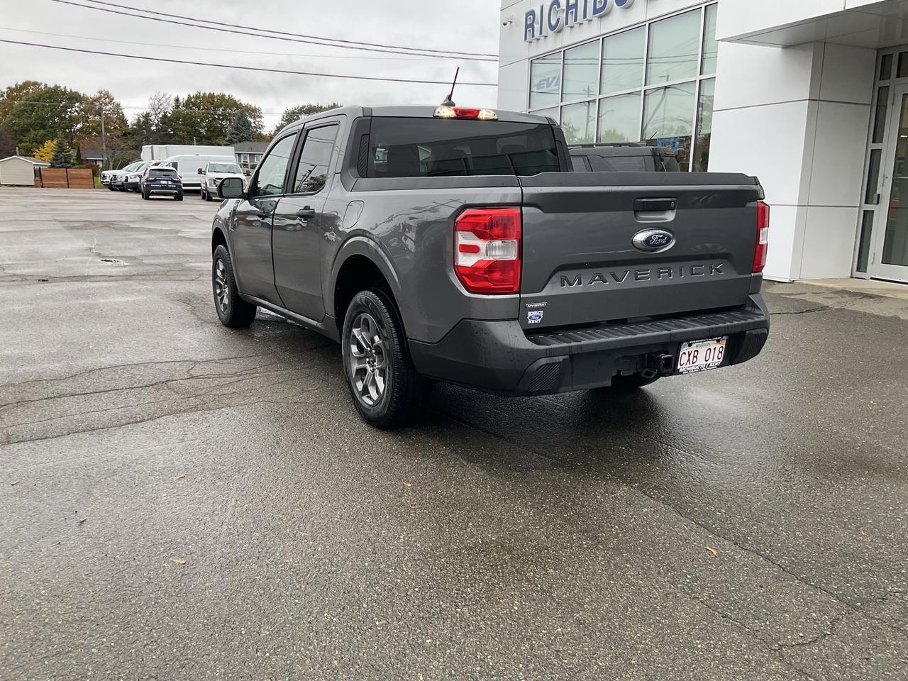 2022 Ford Maverick XLT Photo3