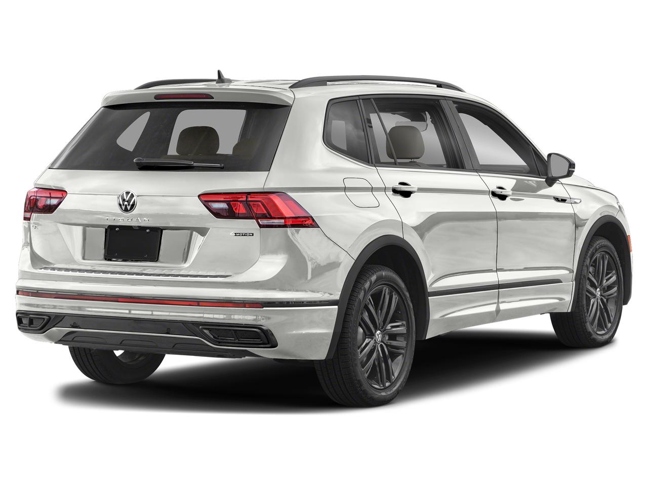 2022 Volkswagen Tiguan Comfortline R-Line Black Edition Photo1