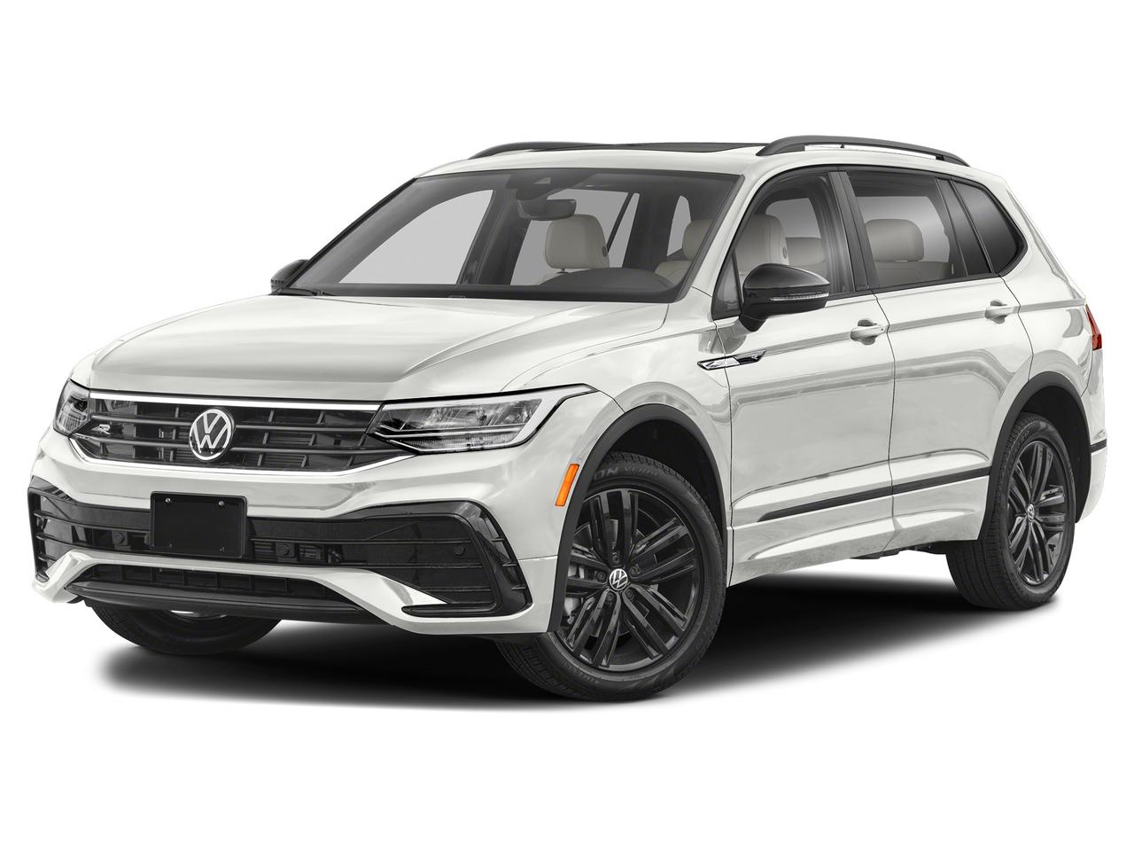 2022 Volkswagen Tiguan Comfortline R-Line Black Edition Photo0