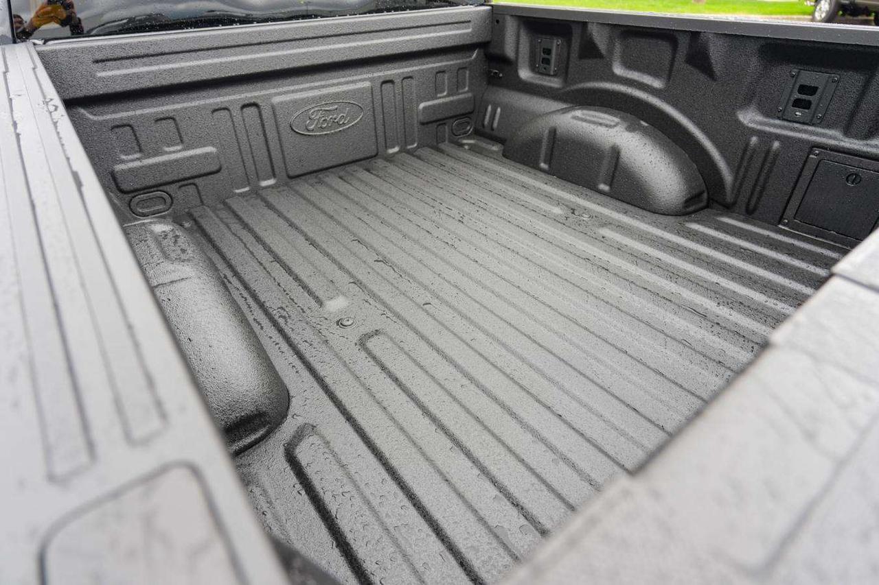 2026 Ford F-150 TREMOR 4WD SUPERCREW 402A LEATHER PANO ROOF Photo