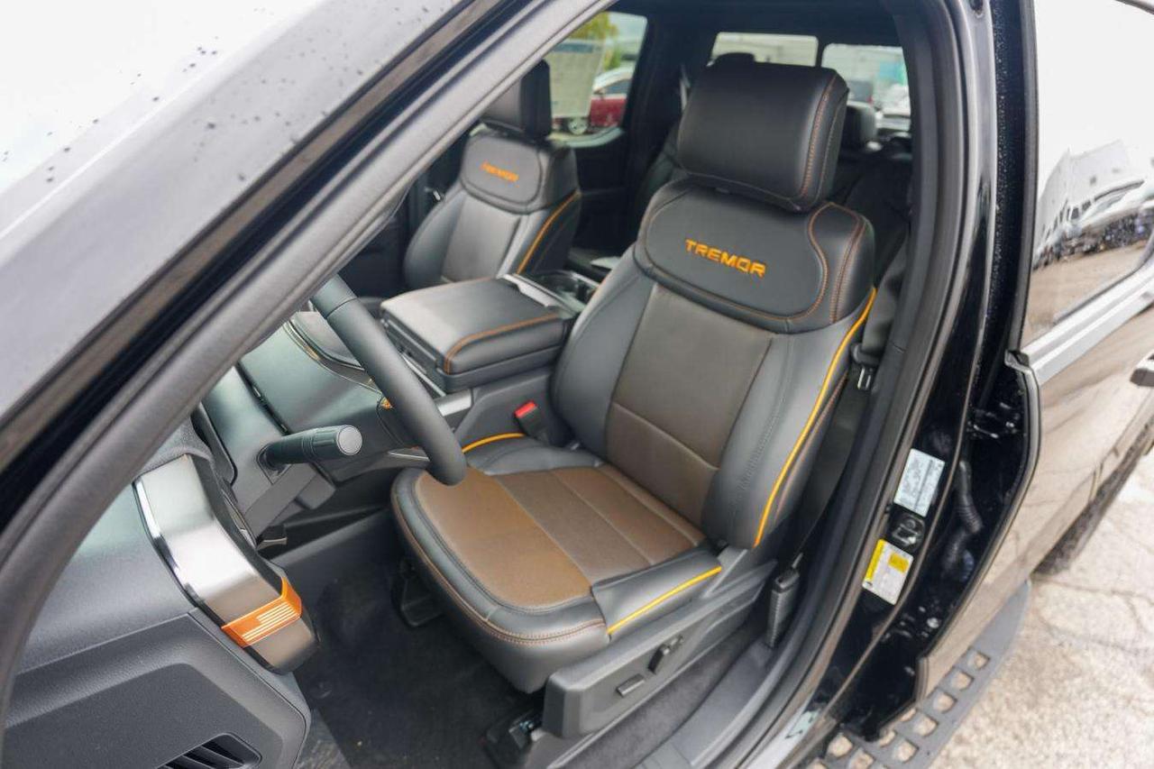 2026 Ford F-150 TREMOR 4WD SUPERCREW 402A LEATHER PANO ROOF Photo