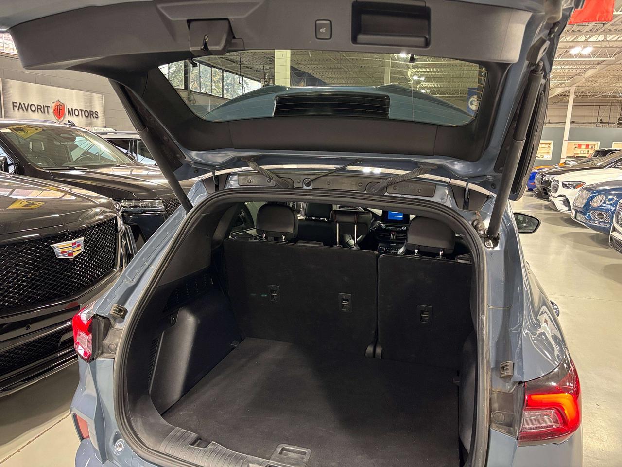 2024 Ford Escape ST-Line|HYBRID|AWD|LEATHER|REDSTITCHED|SAFETYTECH| Photo